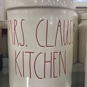 Rae Dunn Mrs Claus Kitchen Crock